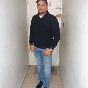 Meet your Posher, Rolando